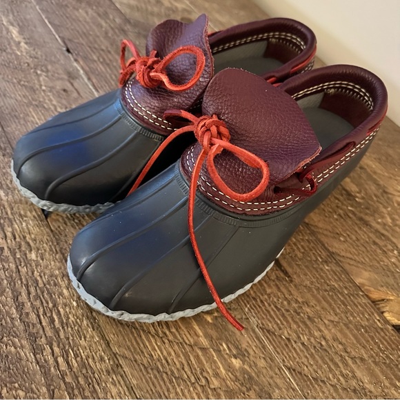 L.L. Bean Navy Duck Boots Leather Rubber Moc - Picture 5 of 16